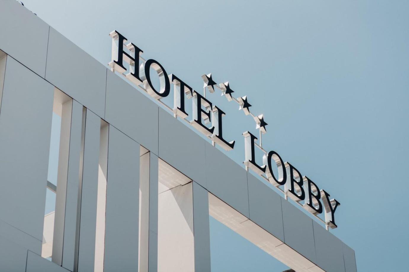 Hotel Lobby Біхач Екстер'єр фото
